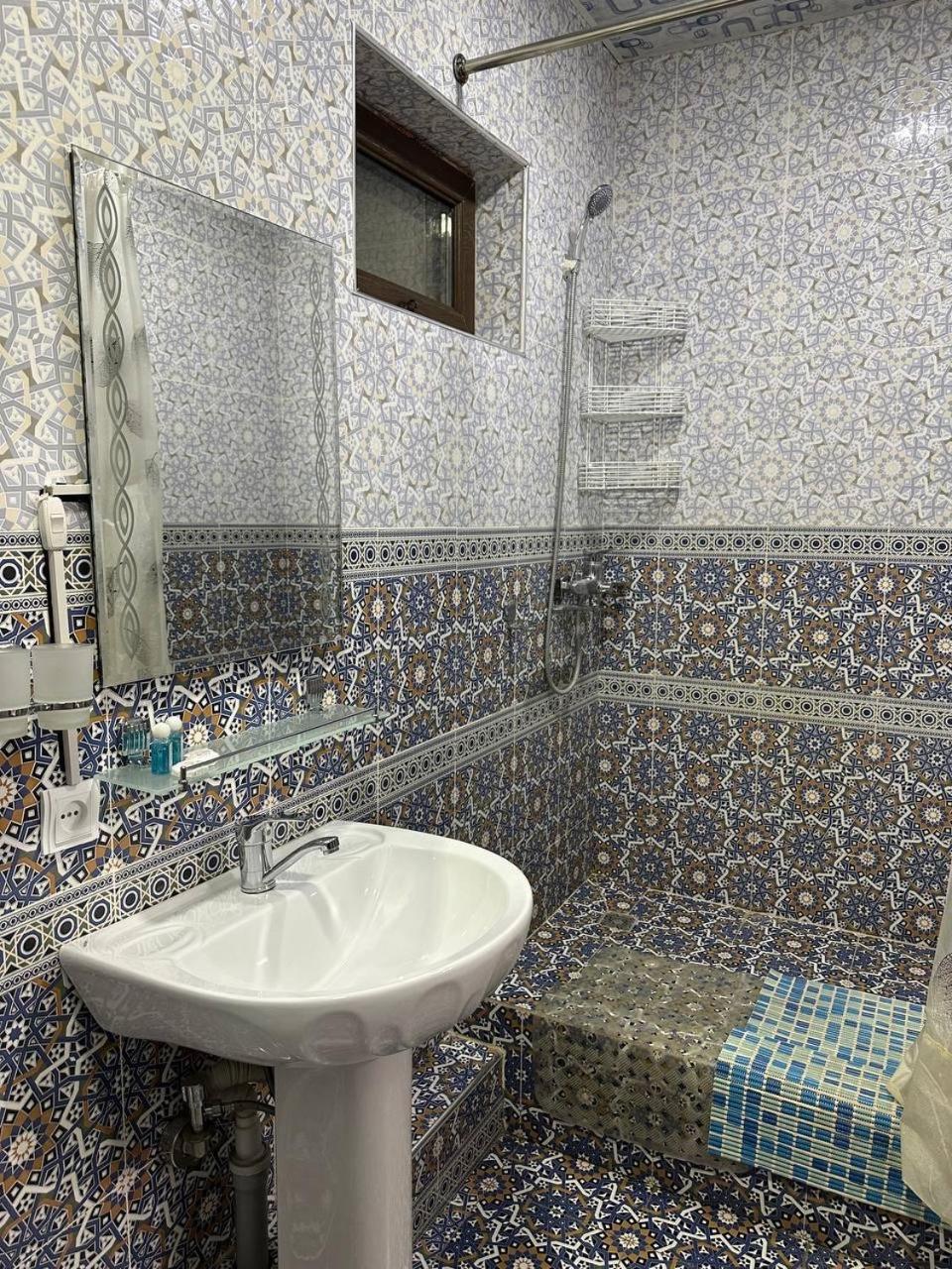 Vostok Hotel Bukhara Eksteriør billede